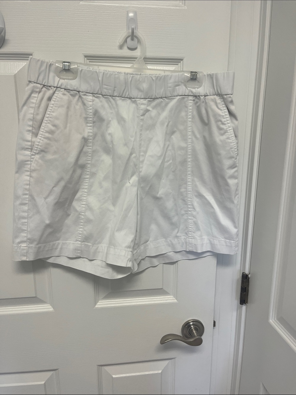Talbots White High-Waist Elastic Shorts